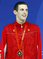 关于卢森堡选手勇夺游泳比赛铜牌的信息
